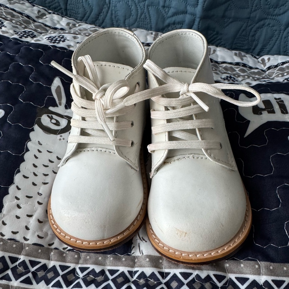 Stylish White Kids Boots